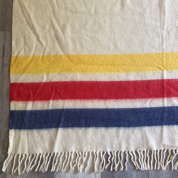 Vintage Wool / Wool Blend Throw - Picture 2 of 7
